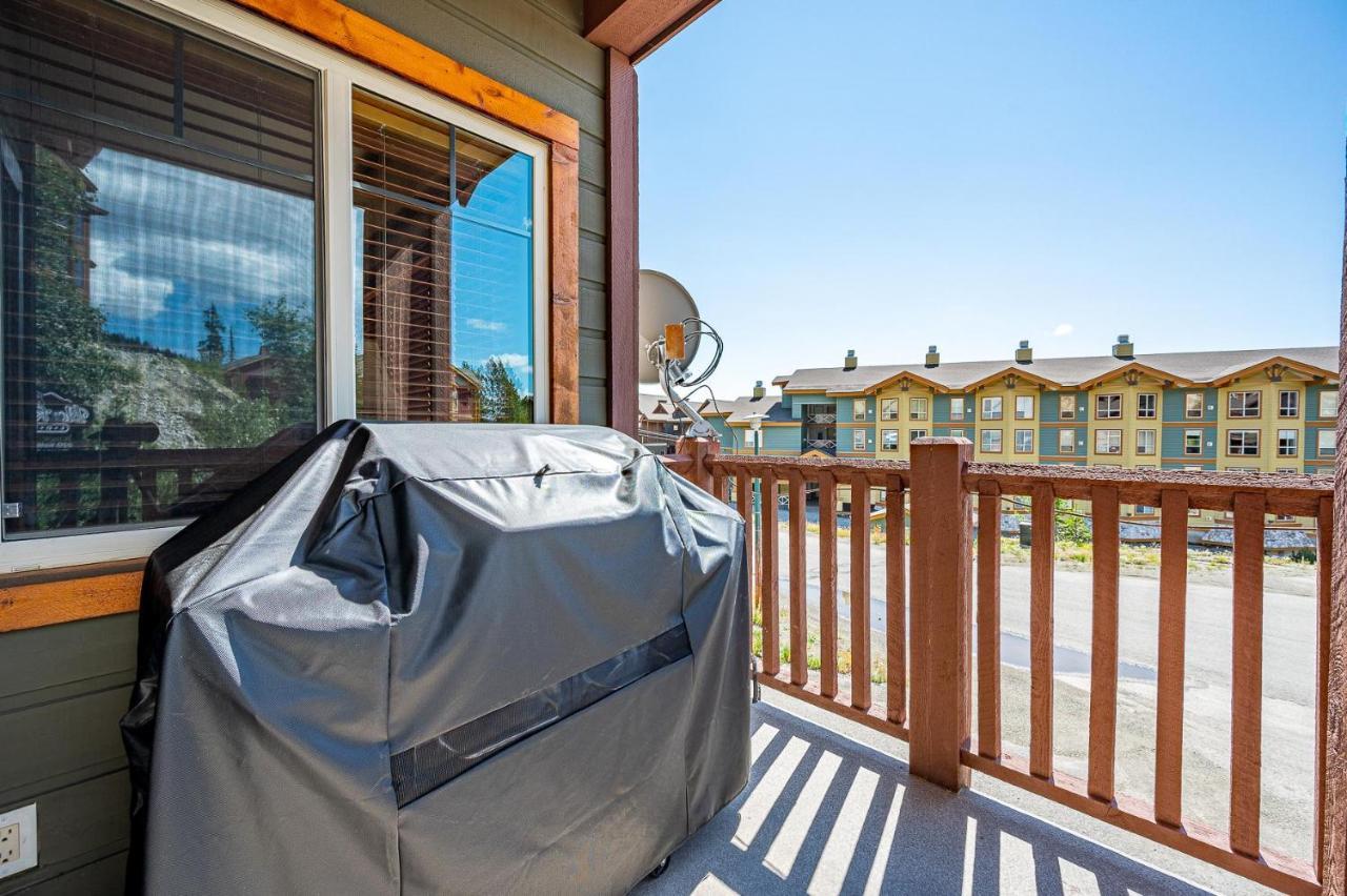 Bear'S Paw Chalet - Amazing Location & Ski In-Out Big White Ski Resort Exterior photo